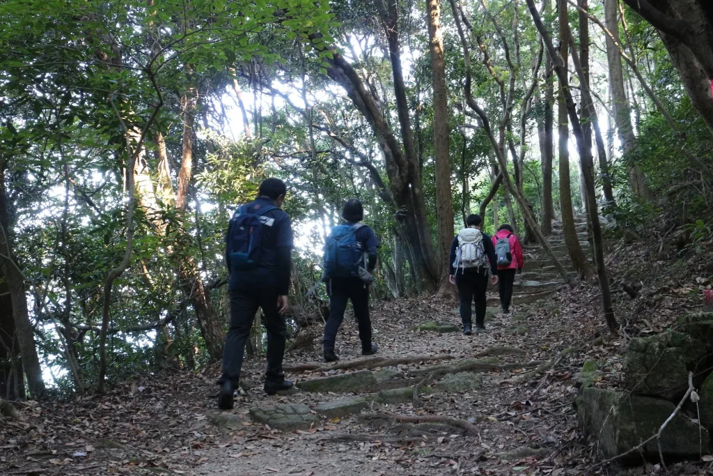 timeless-trails-of-kiso-valley-day1-emaki-parade-02