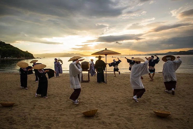 The Shiraishi Dance performed during the bon Festival of the Dead
